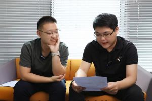 半岛(中国)一站式服务平台人力资源HR点评：年薪百万的简历