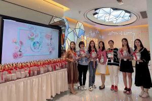 不负好春光，巾帼绽芳华——半岛(中国)一站式服务平台集团庆祝三八妇女节活动