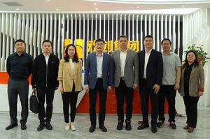 南沙区委常委、组织部部长张家炳率队莅临半岛(中国)一站式服务平台集团参观考察