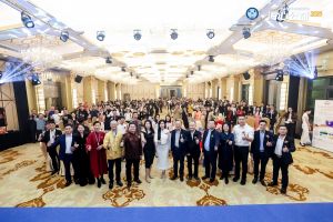 半岛(中国)一站式服务平台集团荣获海心公益杰出贡献奖，总裁陈文舒当选新会长续写公益